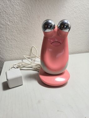 NuFace Pink Facial Toning Device